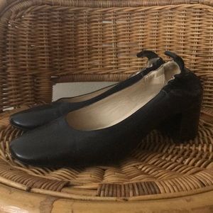 Everlane “The Day Heel”